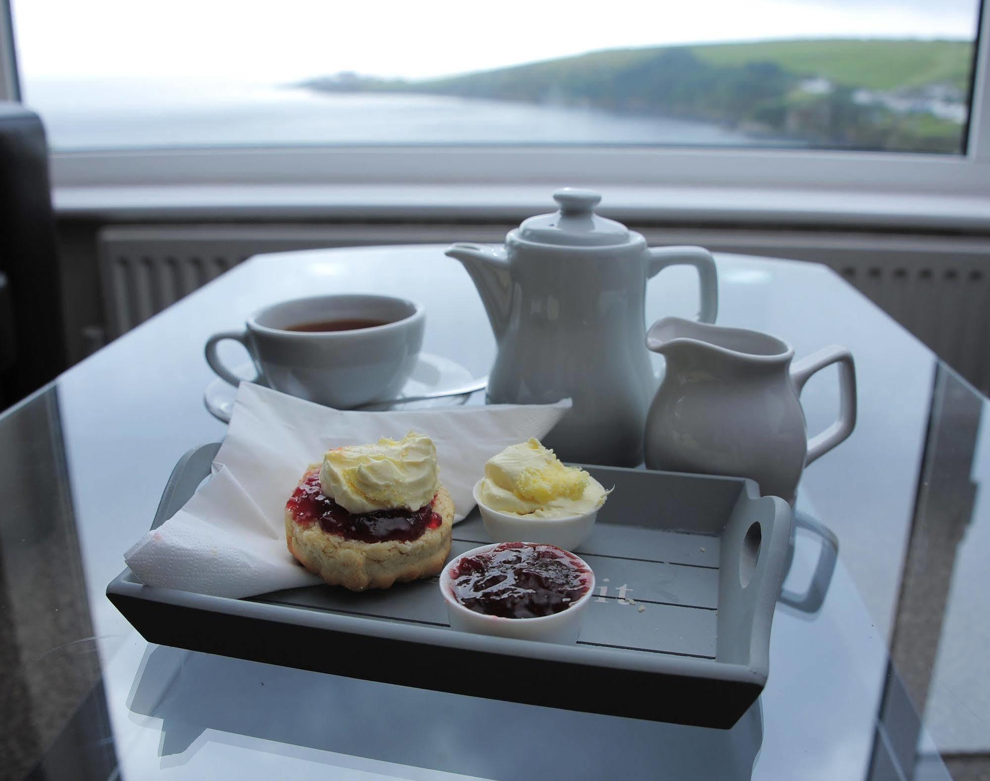 Mevagissey Bay Hotel Exteriör bild