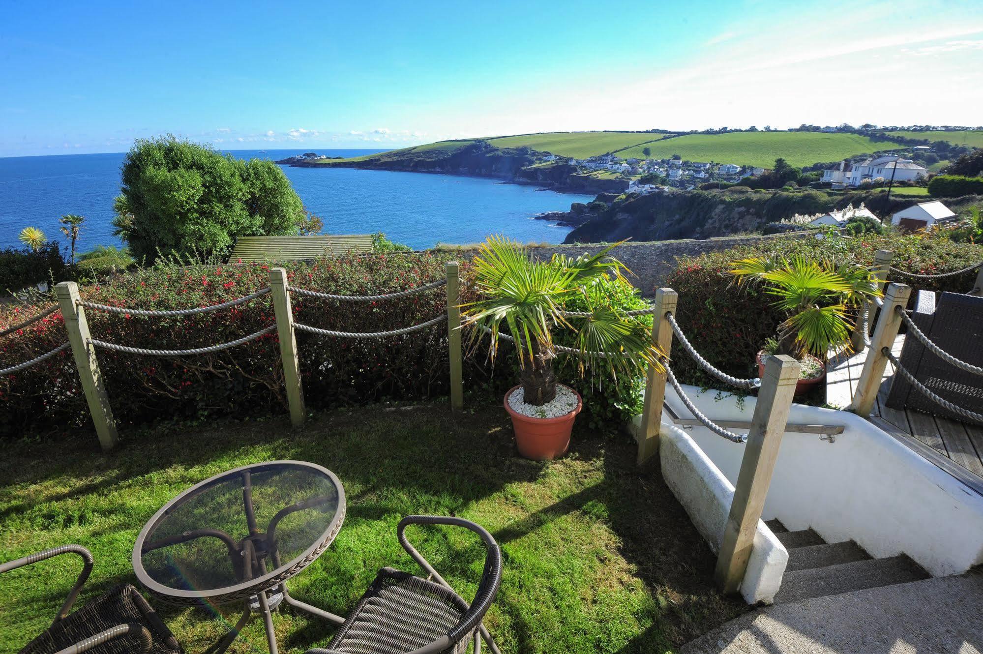 Mevagissey Bay Hotel Exteriör bild